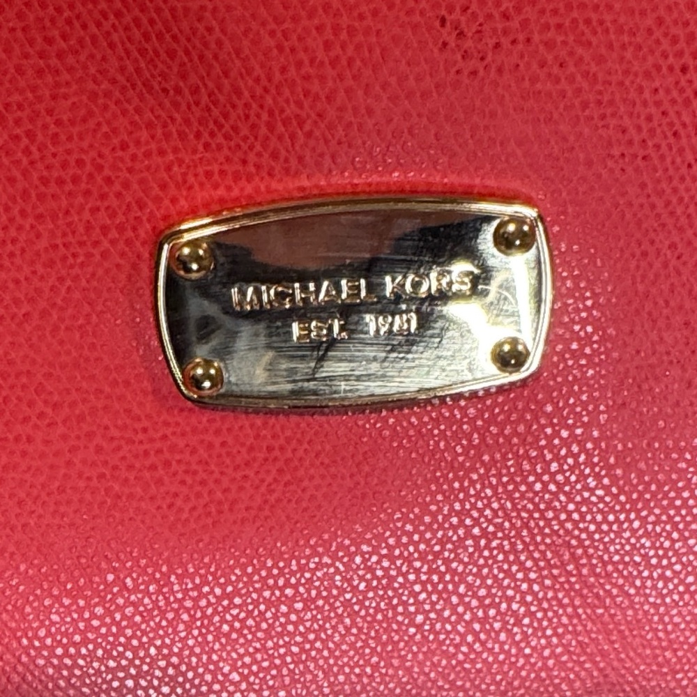 Michael Kors Bright Salmon Pink Tote - Gold Hardware - Picture 2 of 11